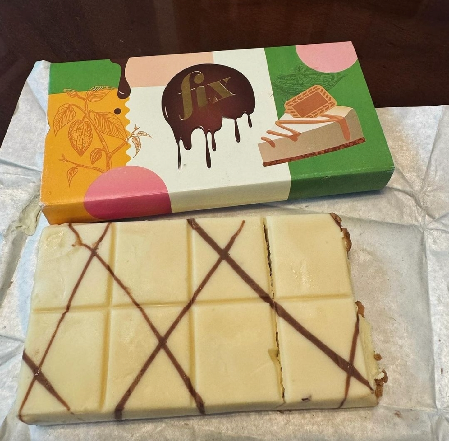 Foto einer Dubai-Schokoladentafel mit Biscoff-Geschmack, aufgenommen von einem unserer Kunden
